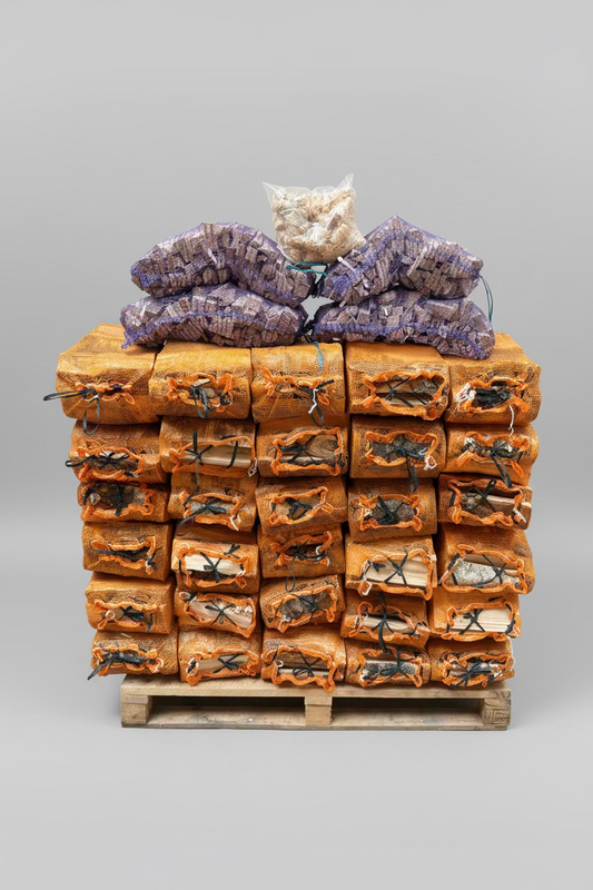 1.5m3 Kiln Dried Birch Logs Bundled with kindling & Firelighters